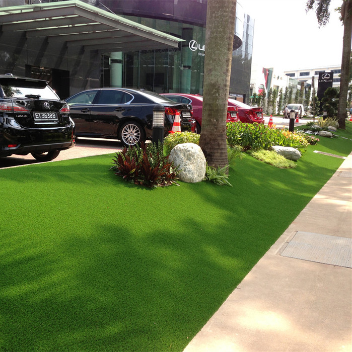 eco-friendly hotel landscape artificial grass
